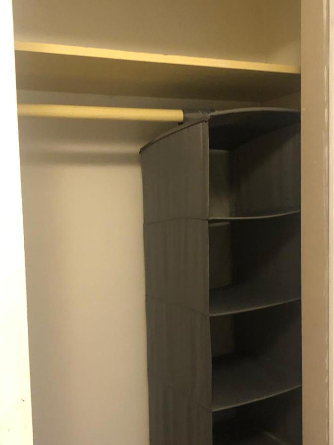 Quiet-Comfy 3 Bedroom Home On A Tree Lined Street In Kits 밴쿠버 외부 사진
